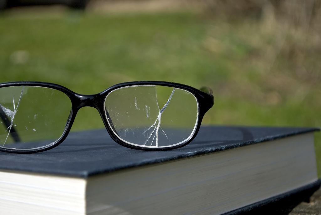Brookline Optician Offers Easy Prescription Eyeglass Lens Replacement